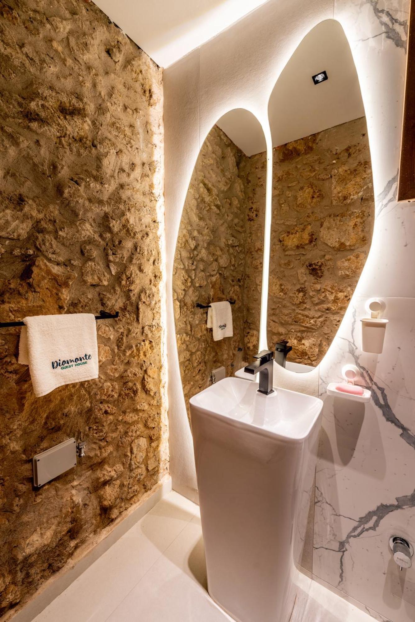 Diamante Guest House-Stone Room فاماغوستا المظهر الخارجي الصورة